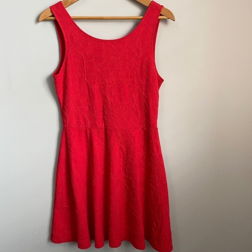 RIPE Women's Red Sleeveless Mini Dress Size Large‎